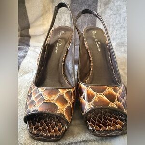 DIEGO DI LUCCA Brown Peep-Toe Women's Shoes